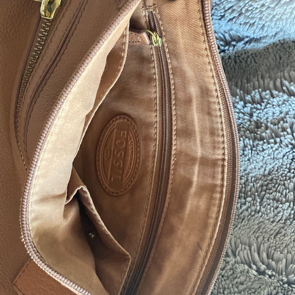 Fossil Cross Body Bag - Picture 6 of 11